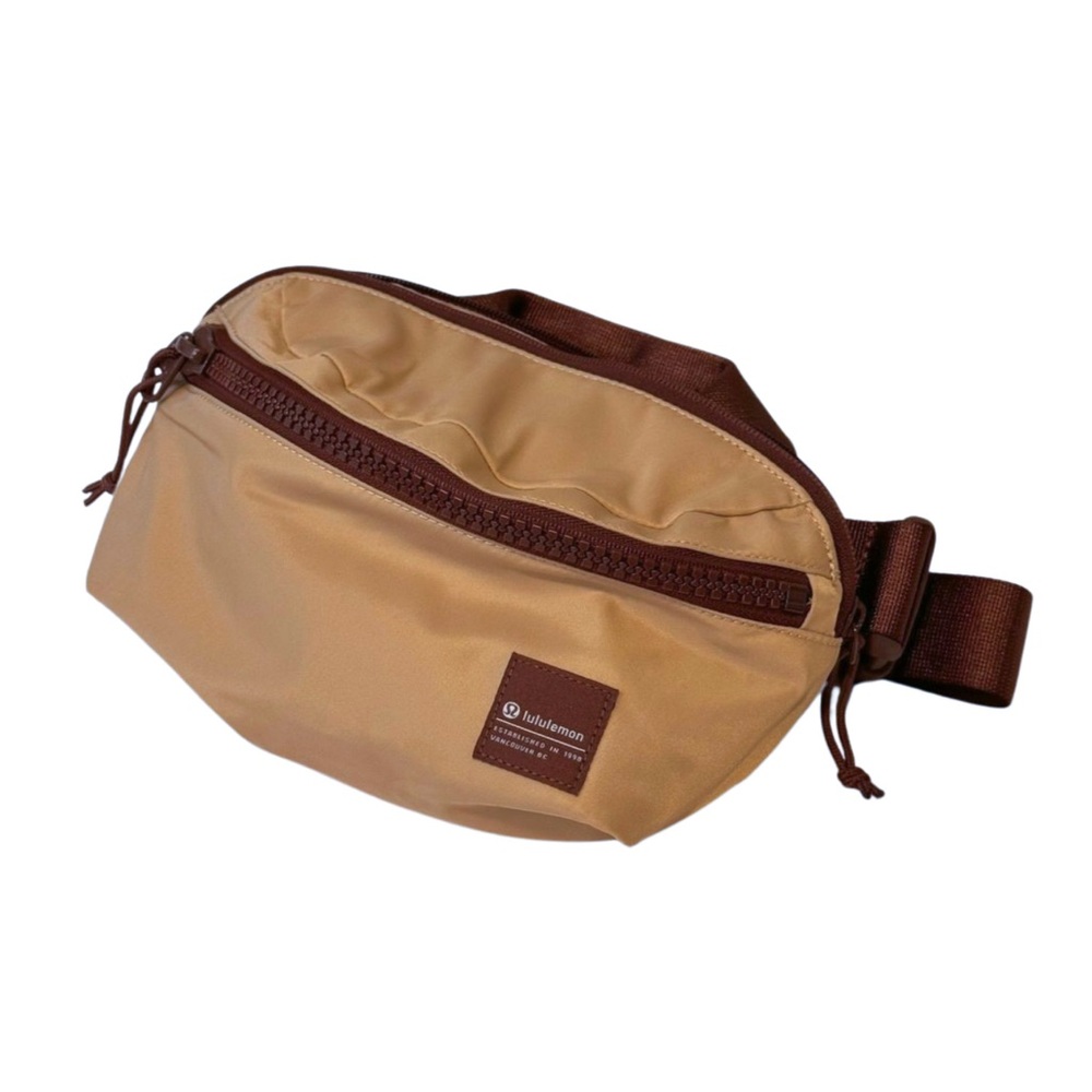 NWOT Lululemon All Day Essentials Belt Bag